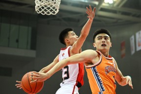 金年会下载-上海男篮斩获大捷，赛场之上再现精彩瞬间的简单介绍