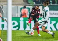 金年会官网-欧预赛比赛风云变幻竞技场上燃烧激情(超燃竞技场小黑一刀流)