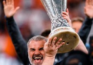 金年会下载-西班牙门将扑出关键点球，帮球队夺冠