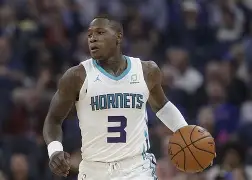 在nba中,“绿衫军”形容的是哪支球队?